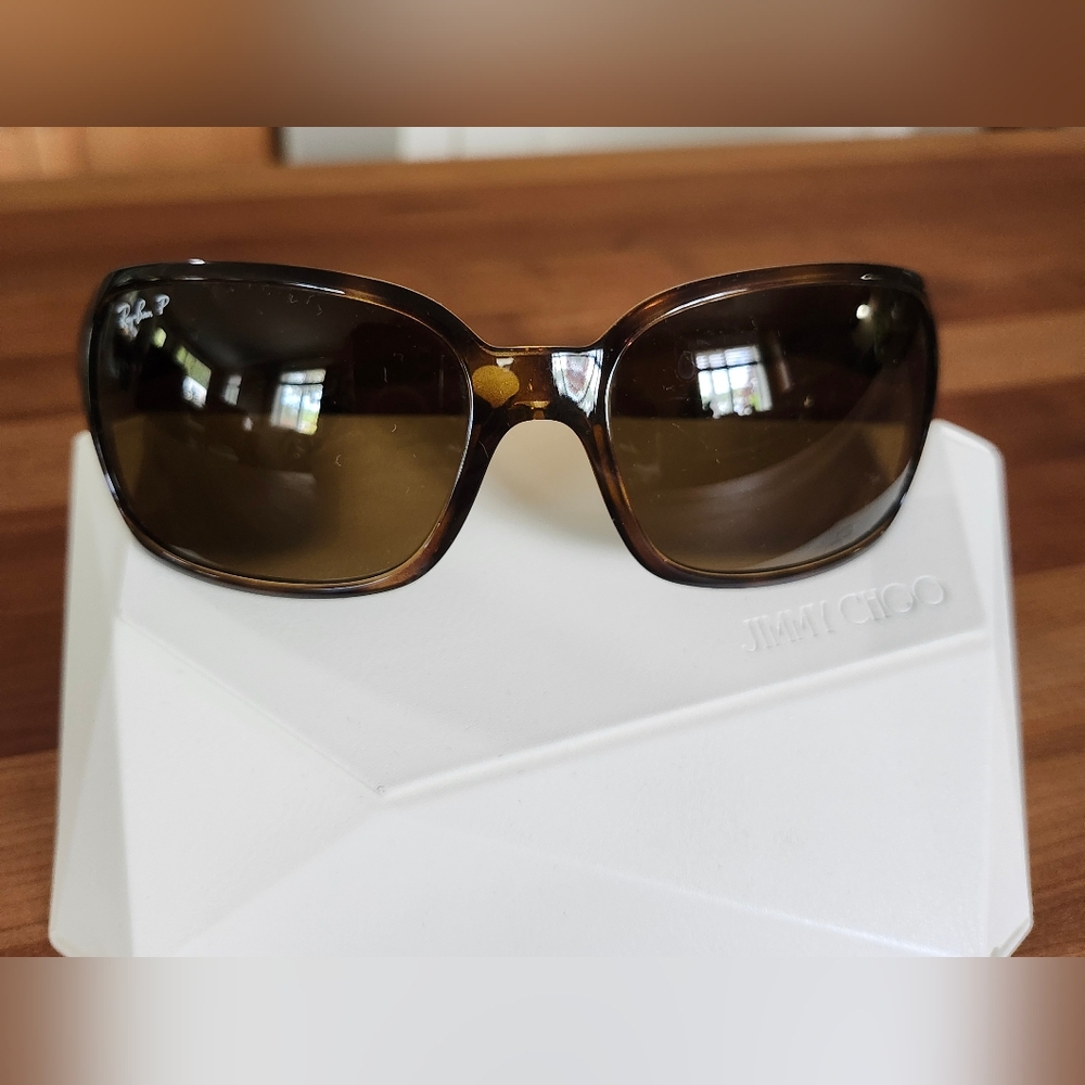Ray Ban Polarized Women"s Sunglasses. Tortishell. With Original Case.